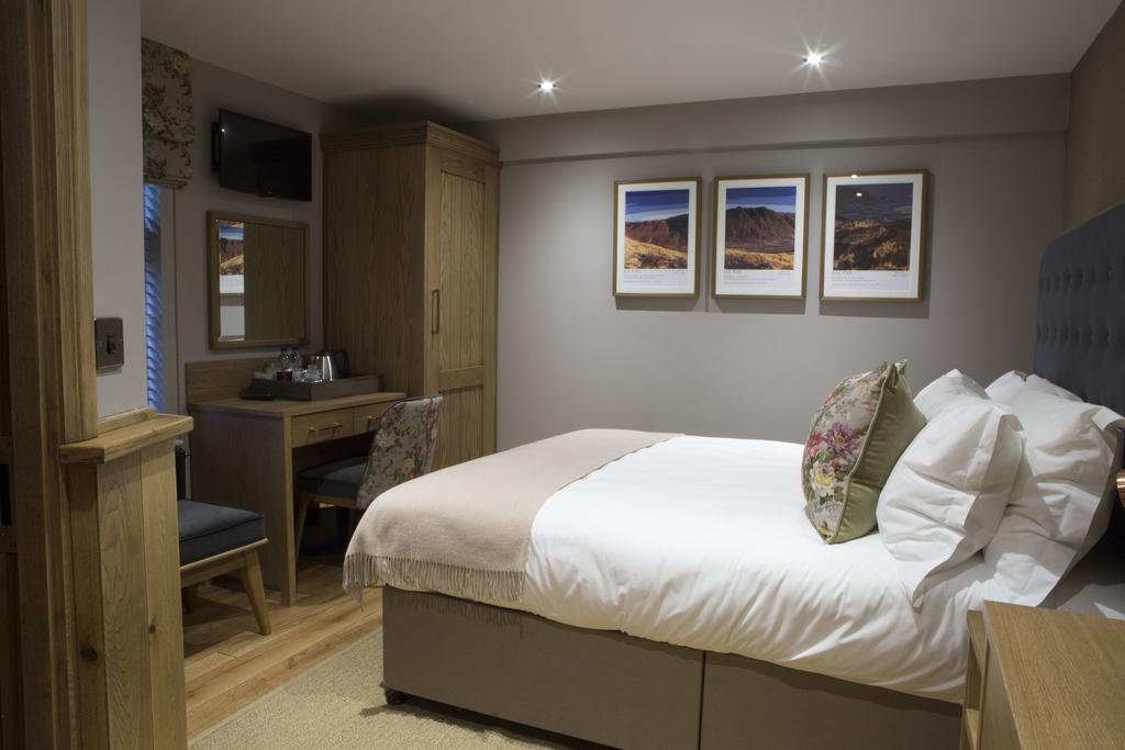 The Queen'S Head Hotel トラウトベック エクステリア 写真